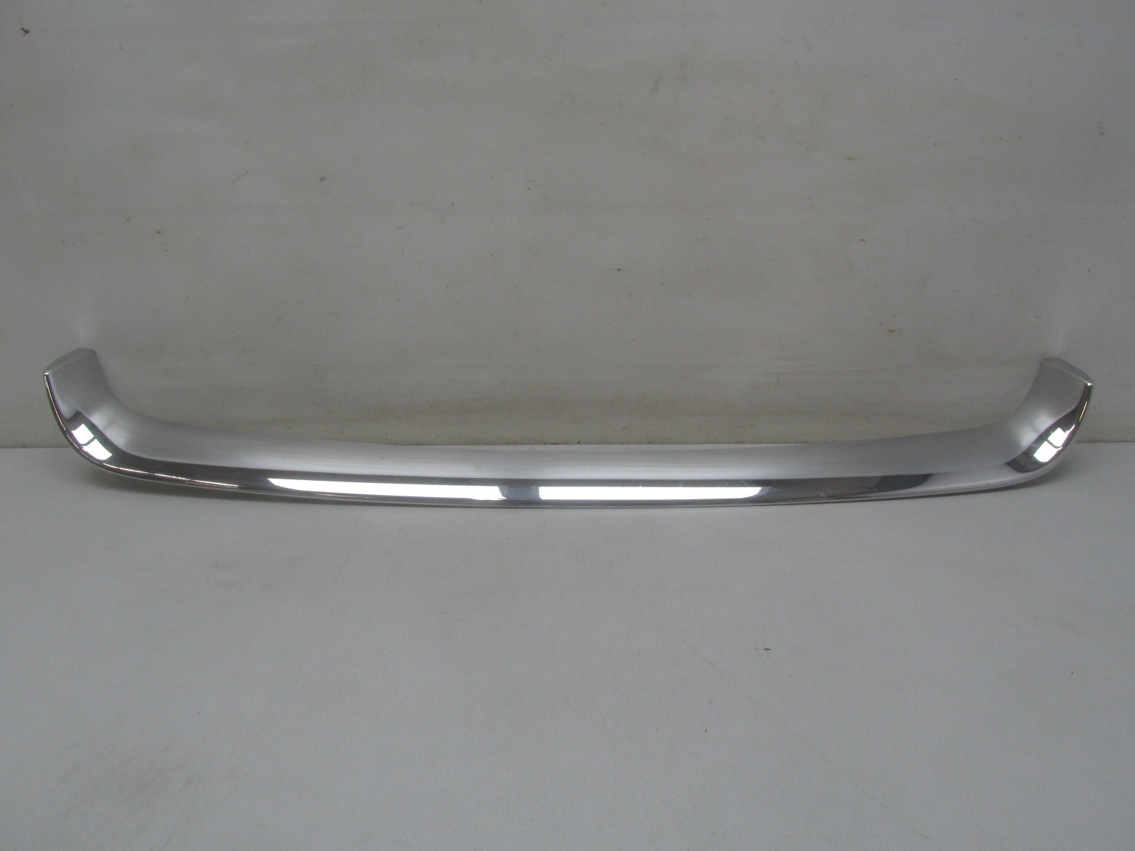 Молдинг переднего бампера Renault Scenic 2009>