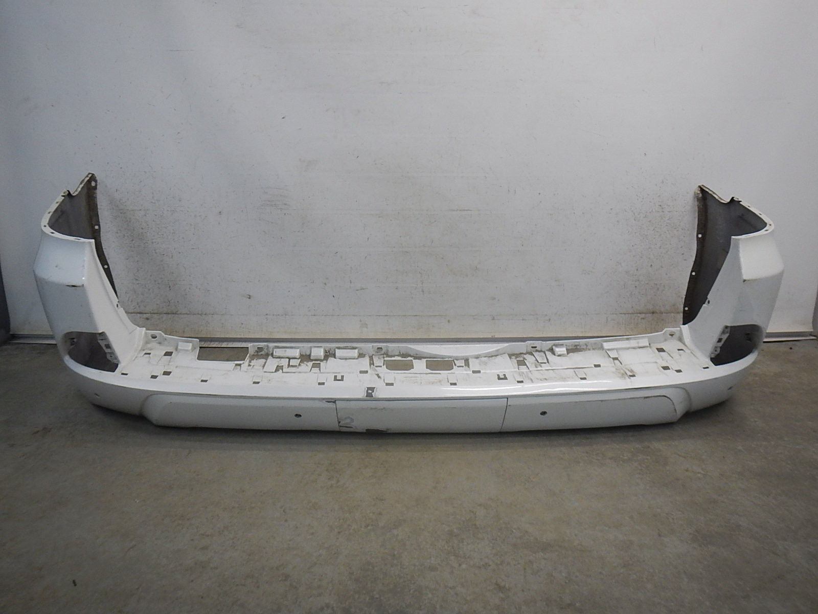 Бампер задний Lexus LX 570 (URJ200) 2007>