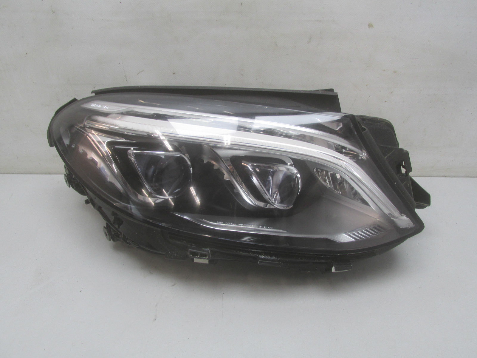 Фара правая Mercedes-Benz M-Klasse (ML/GLE) W166 2011>