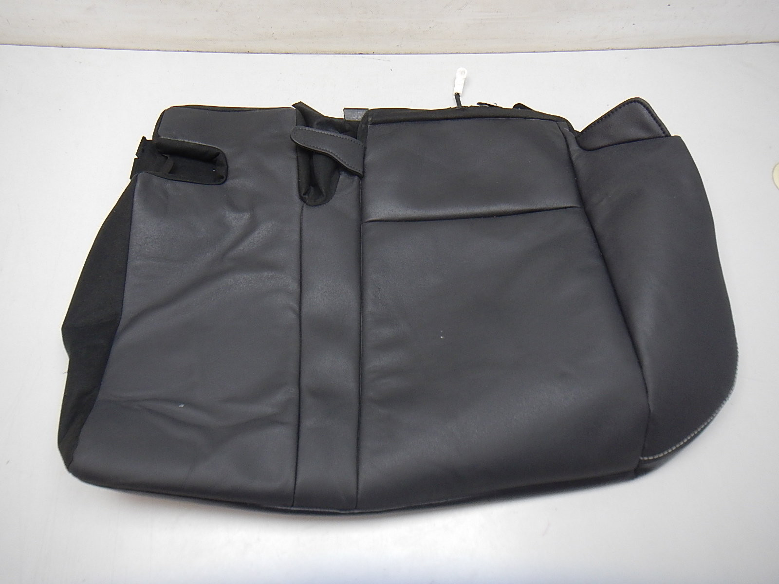 Обшивка сиденья Toyota RAV 4 2013-2019