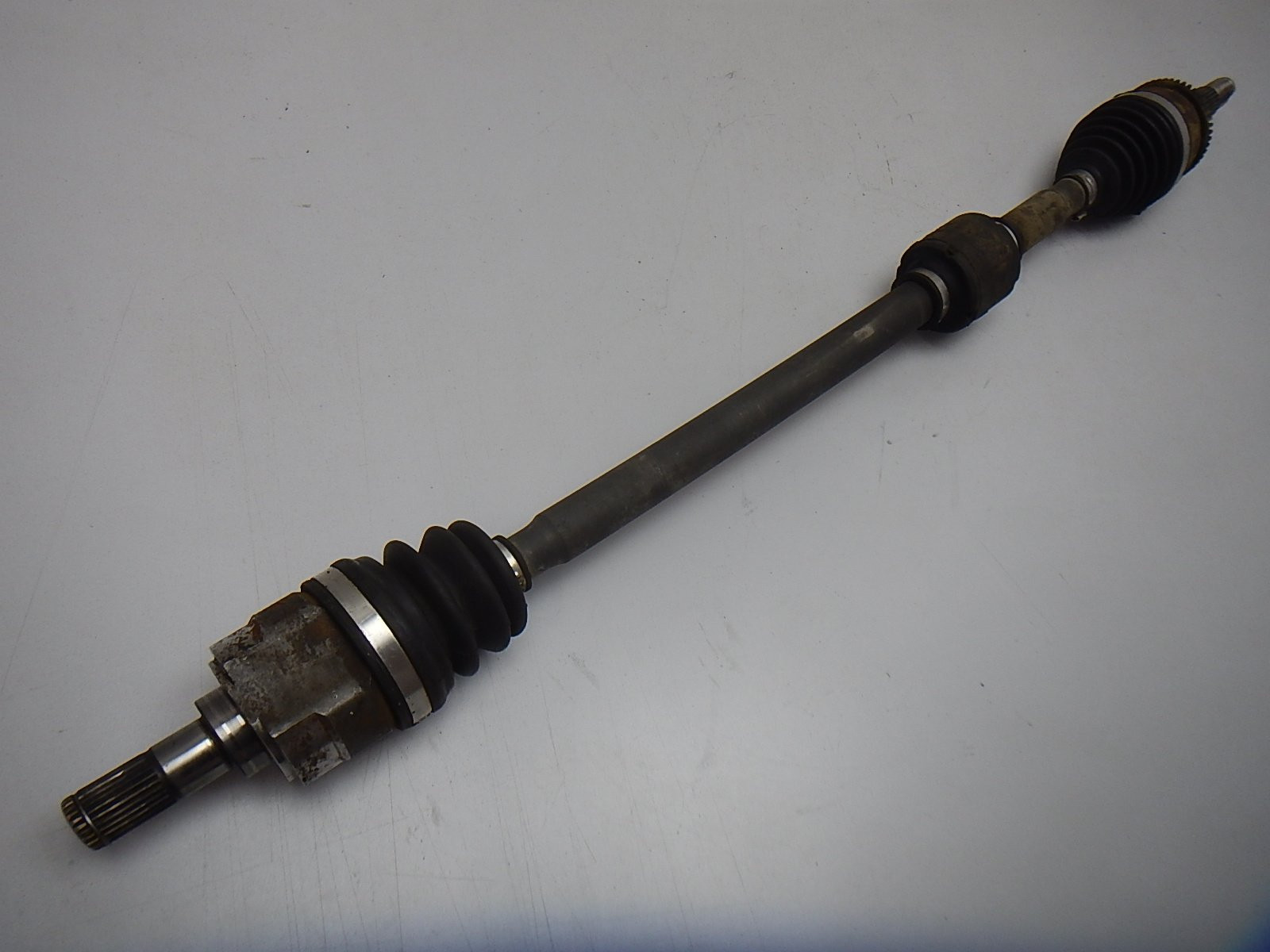 Полуось правая (привод) Kia Rio 2011>