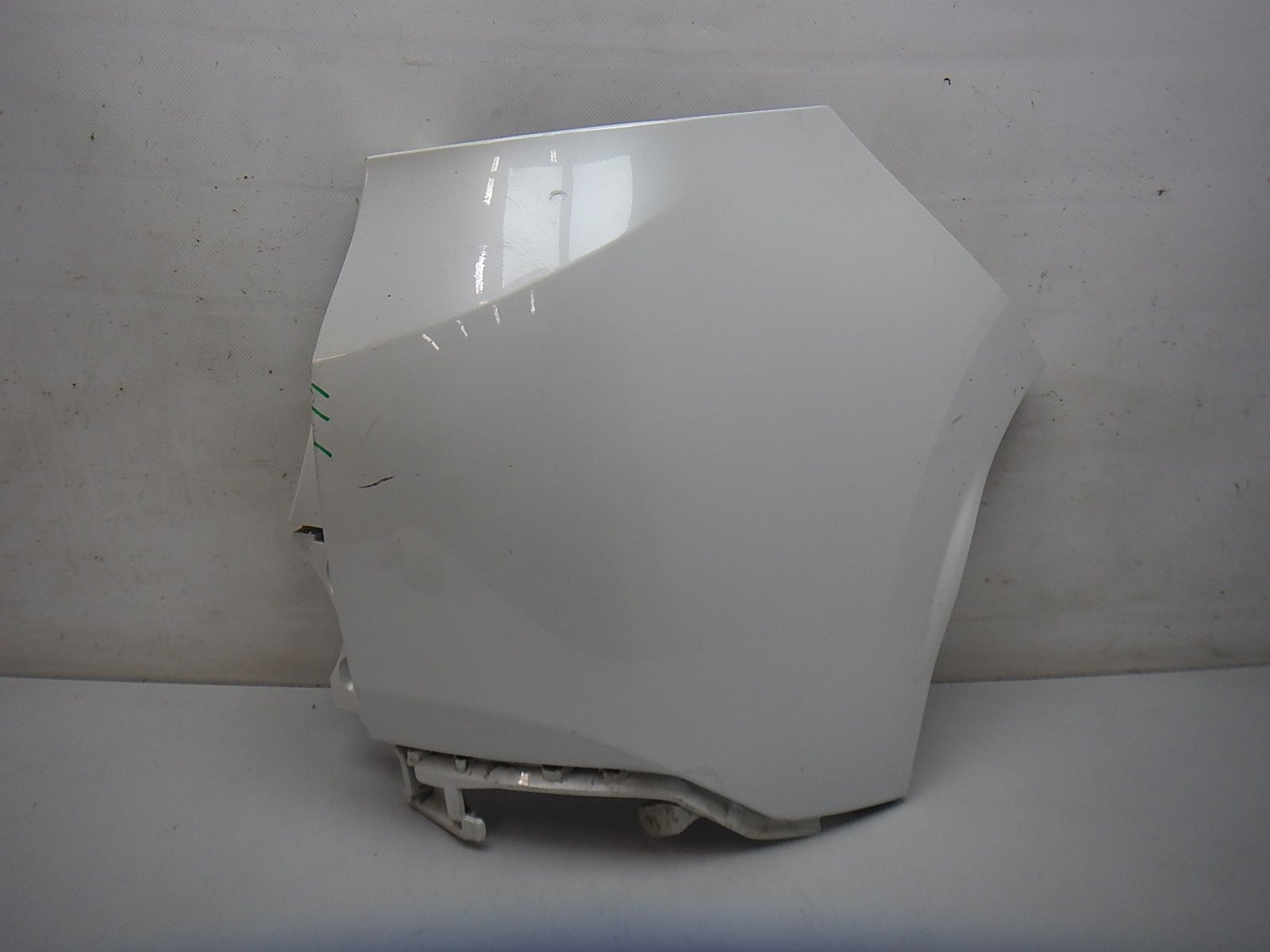 Бампер задний Peugeot 2008 2013>